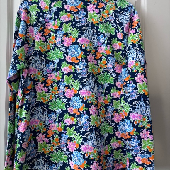 Lilly Pulitzer x Disney Women's Vibrant Floral 1/2 Zip - Picture 10 of 10